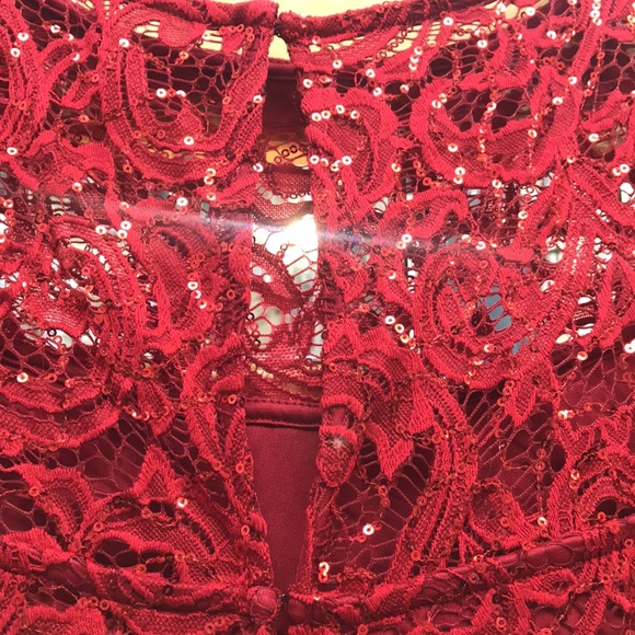 NWT,Marina Sequin Lace Long Sleeve Gown,red - Picture 5 of 15